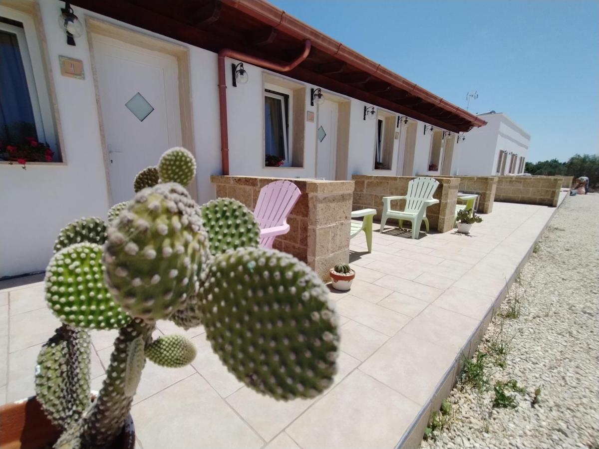 Agriturismo "Terra D'Ulivi" 切萨雷奥港 外观 照片