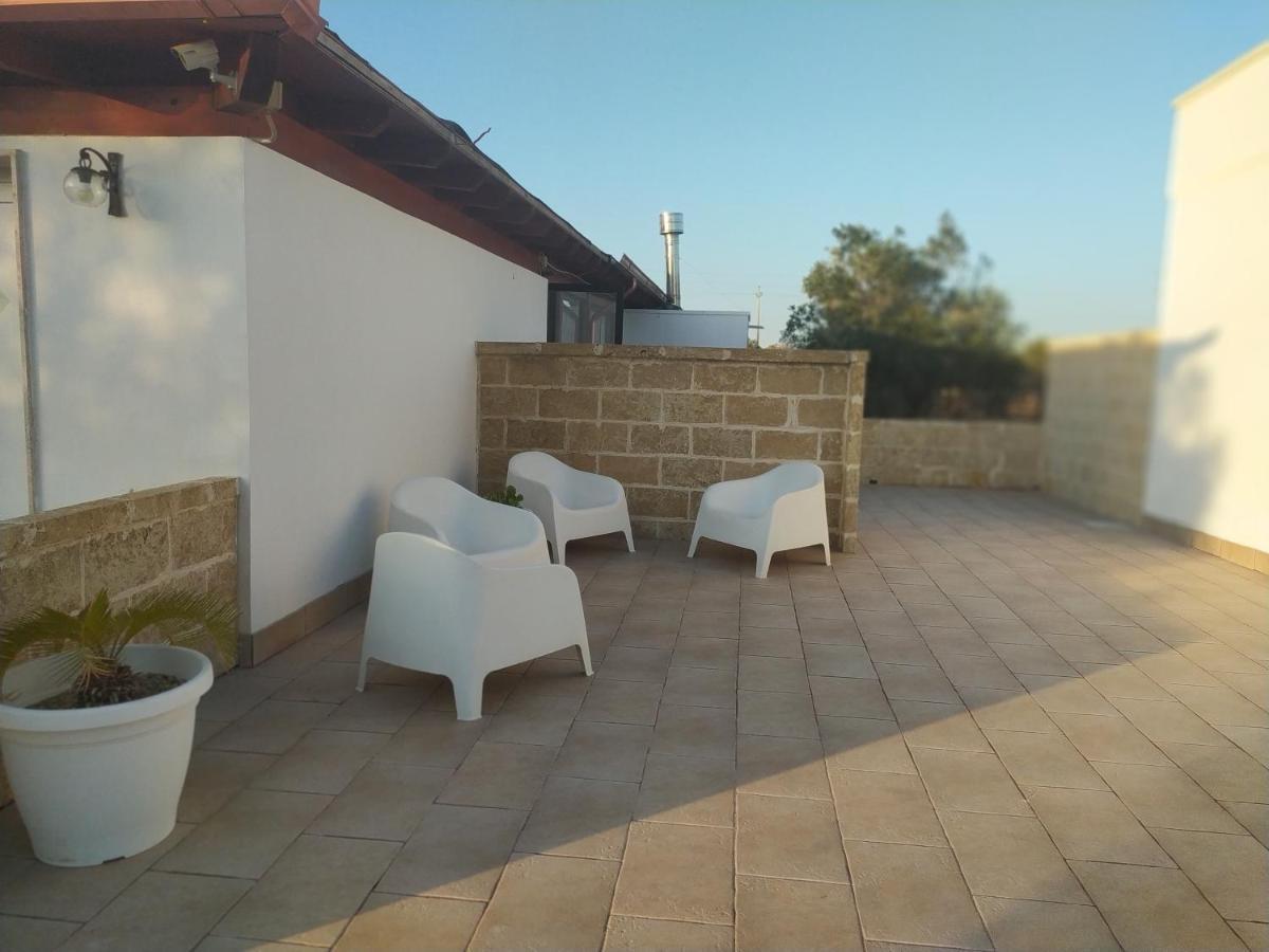Agriturismo "Terra D'Ulivi" 切萨雷奥港 外观 照片