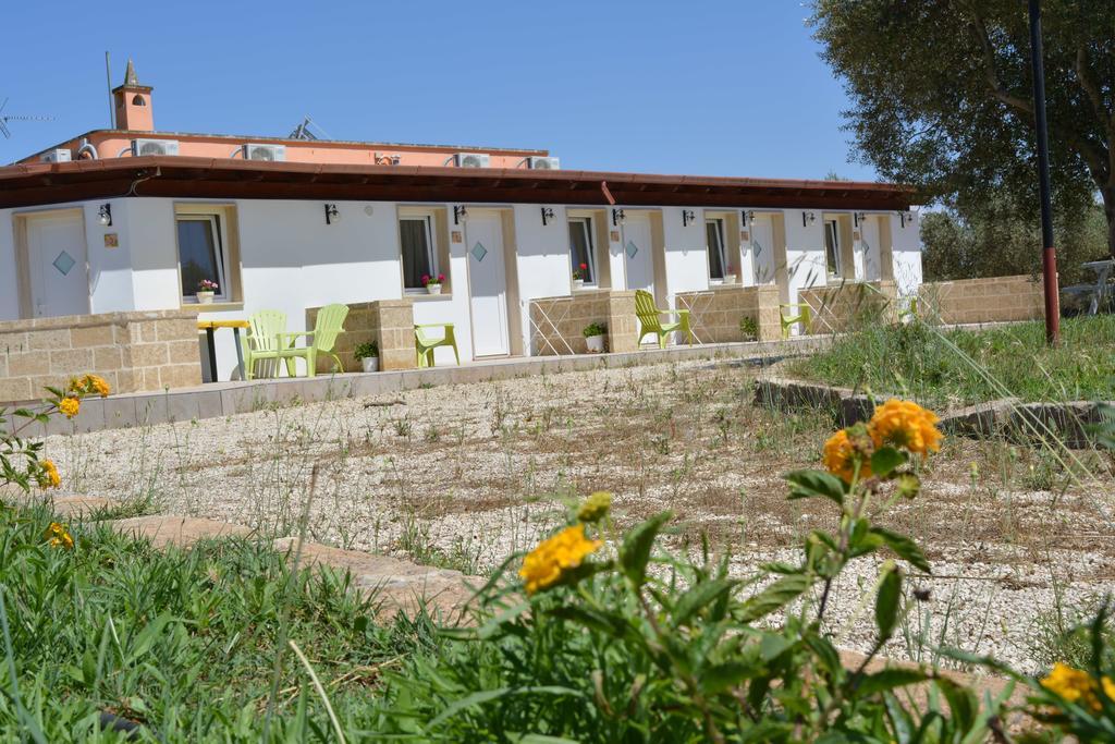 Agriturismo "Terra D'Ulivi" 切萨雷奥港 外观 照片